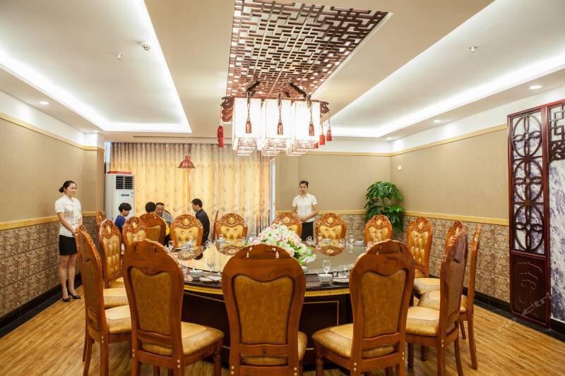 Wudangshan Jianpuzhai Hotel Danjiangkou Exterior foto